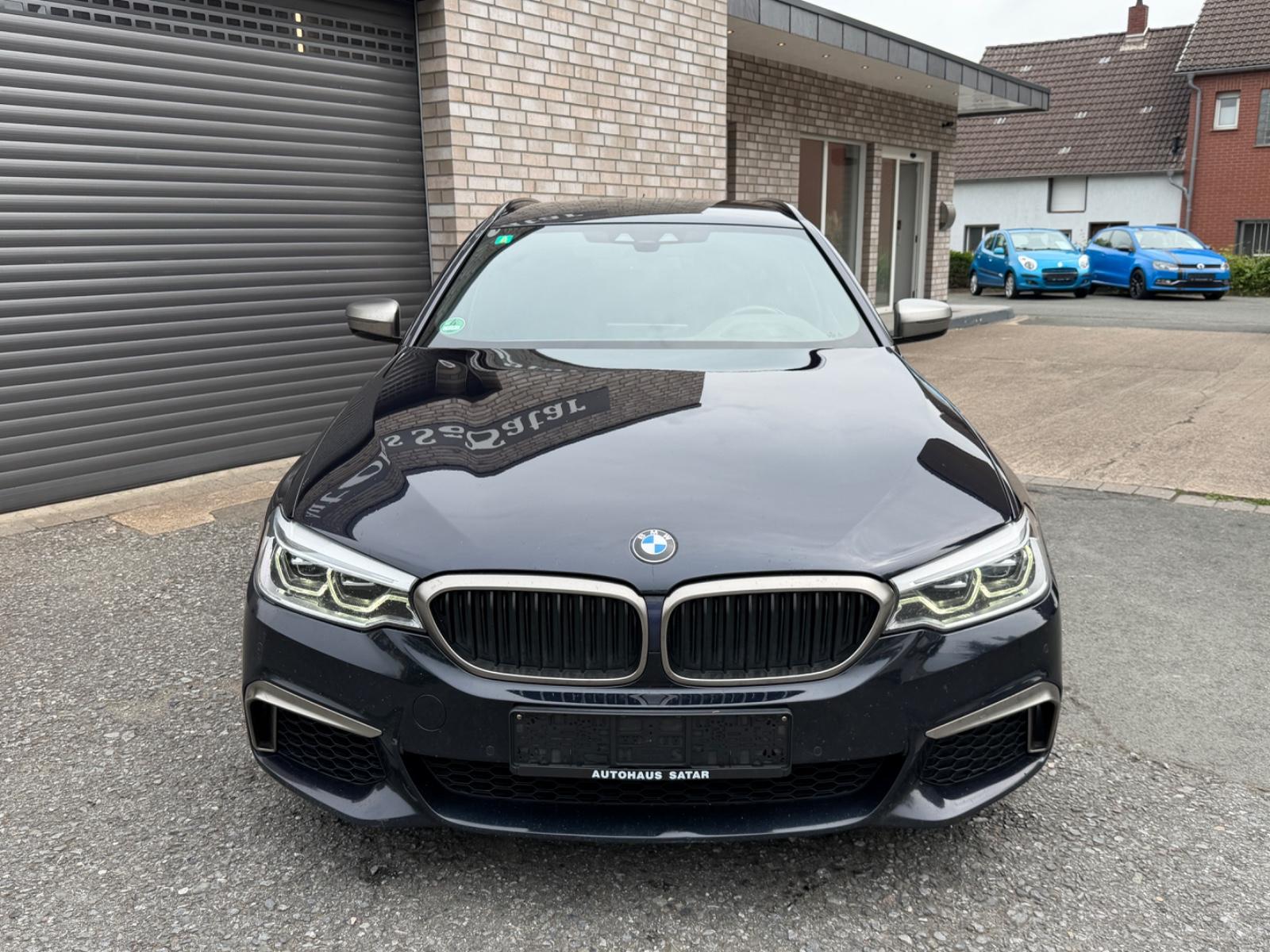 BMW M550d xDrive *HUD*LED*AHK*Memory*VOLL*