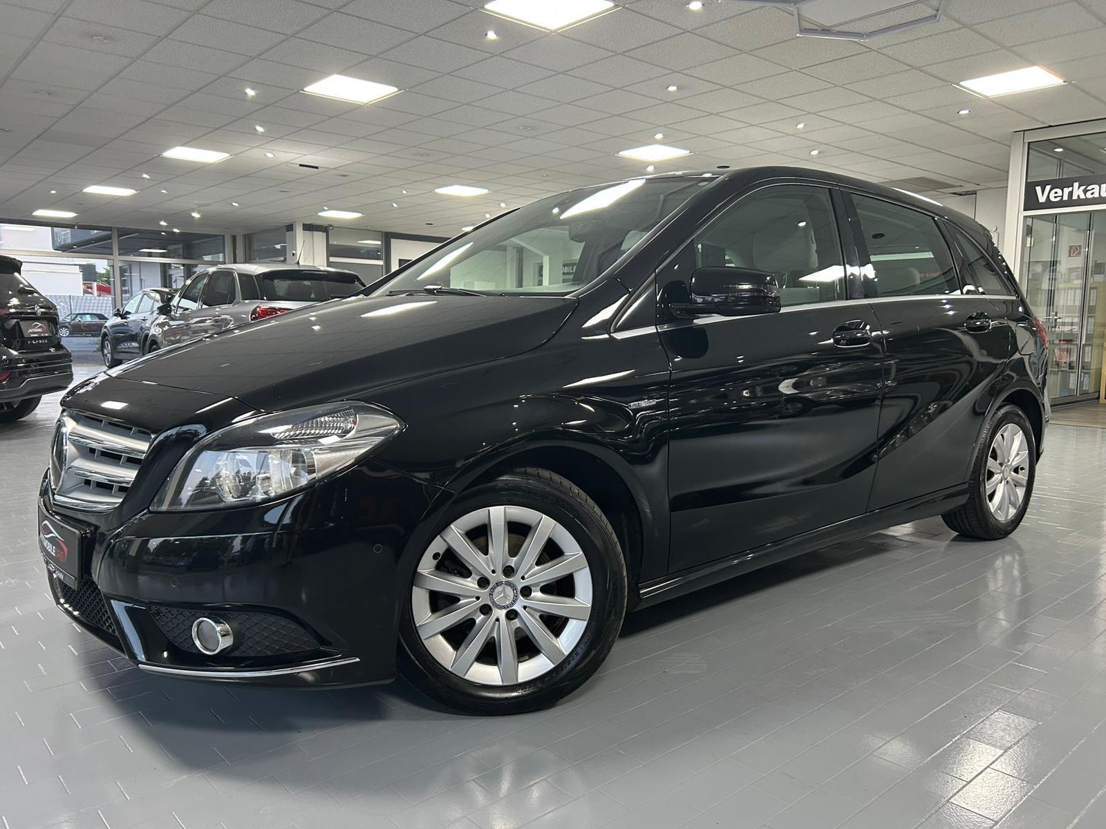 Mercedes-Benz B 180*Tüv Neu*AHK*Gewährleistung*