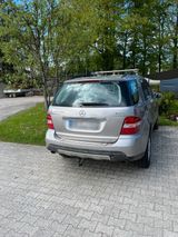 Mercedes-Benz Mercedes Benz ml320 - Mercedes-Benz ML 320 aus 2006