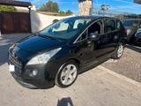 Peugeot 3008 1.6 e-HDi 112CV cambio robotizzato  - Peugeot 3008 mit Halbautomatikschaltung