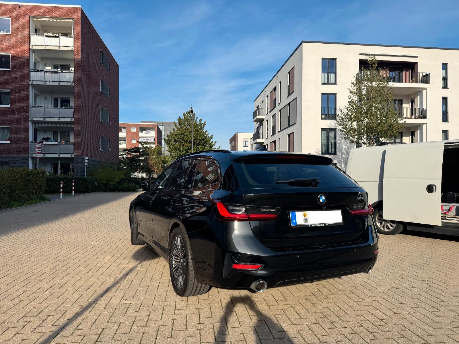 BMW 320d Touring Sport Line Automatik Sport Line