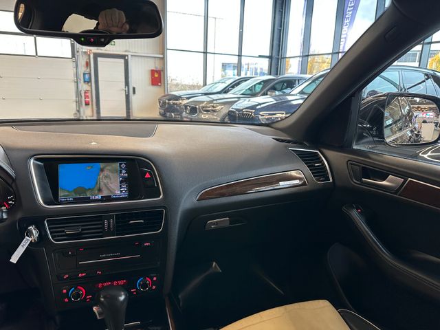 Audi Q5 3.2 FSI quattro *Kamera*Klima*Xenon*Panorama*