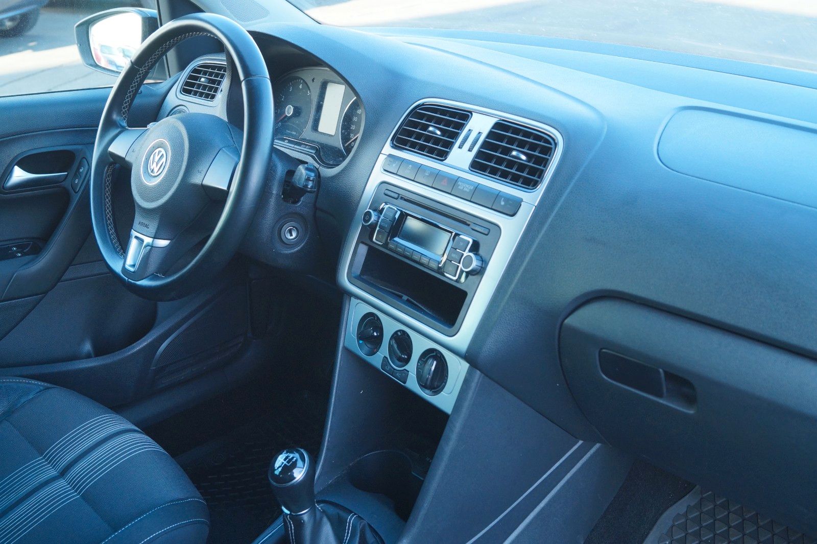 Fahrzeugabbildung Volkswagen Polo V Match *TÜV, Inspektion+Garantie