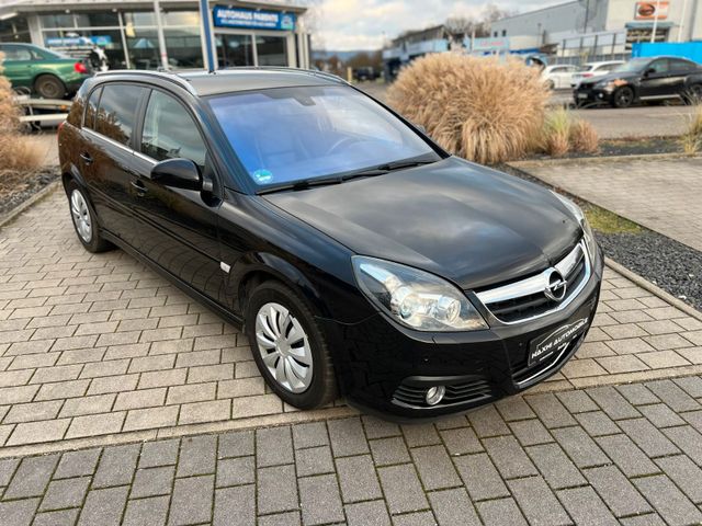 Opel Signum Sport 2.8 V6 Turbo