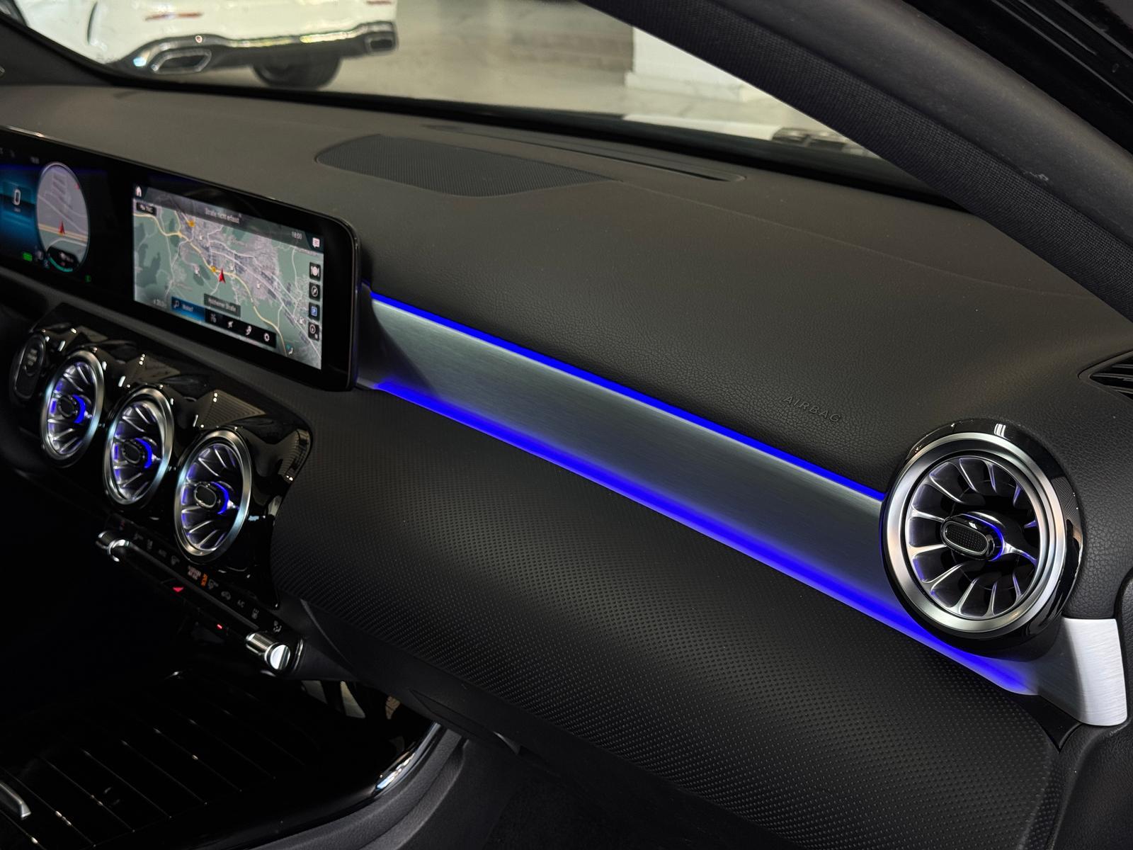 Mercedes-Benz A 250 e Limo 3x AMG SPORT*MBUX*WIDE*PANO*KAM*LED
