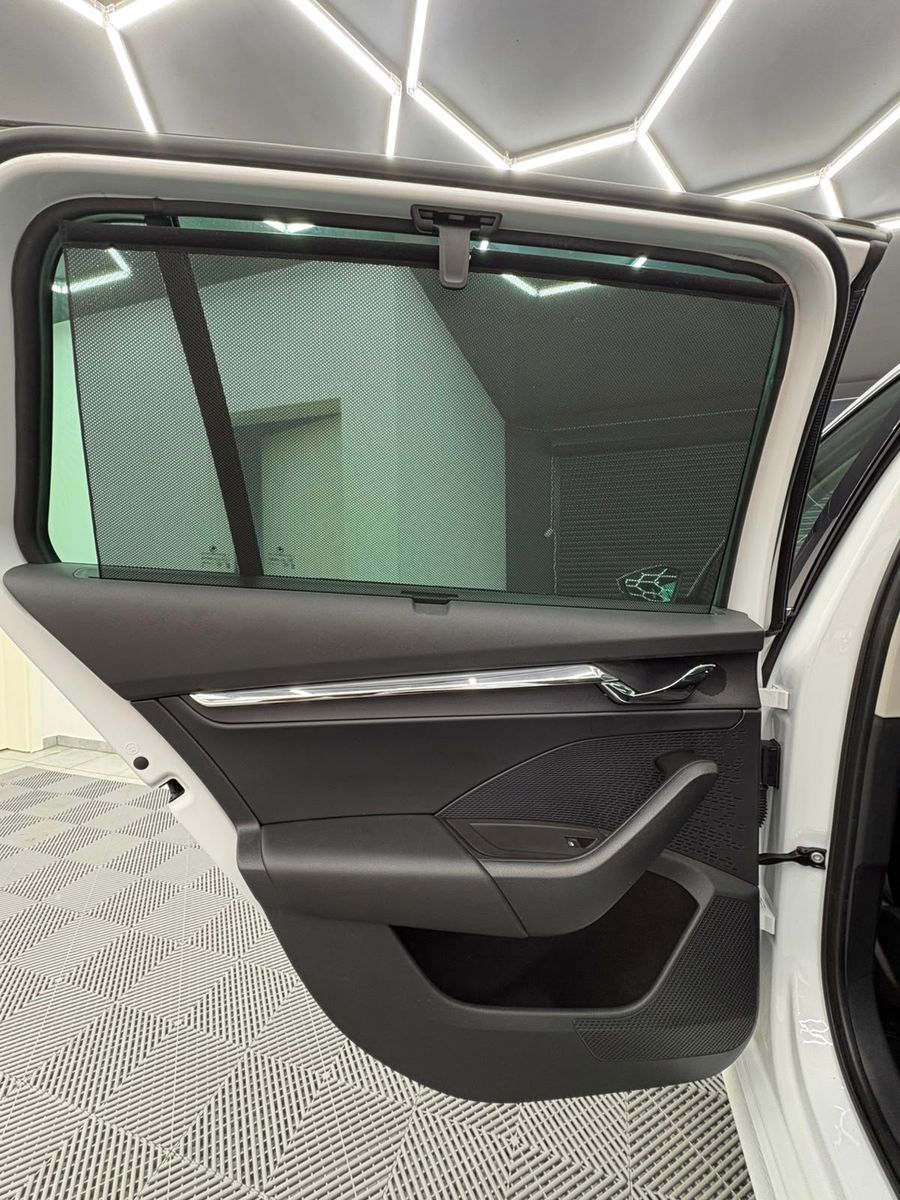 Skoda Octavia Combi First Edition Pano foto 23
