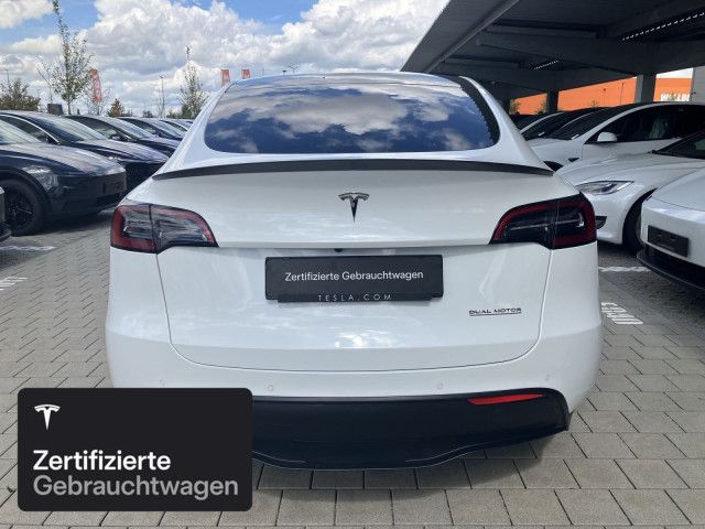 Tesla Model Y Performance foto 6