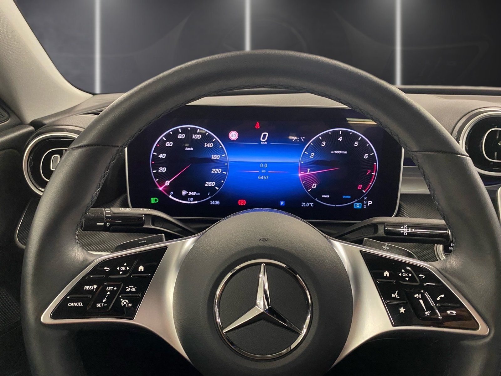 Fahrzeugabbildung Mercedes-Benz C 180 Avantgarde *360°*LED*SHZ*CarPlay*Ambiente*