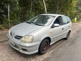 Nissan Almera Tino - Nissan Almera Tino von privat