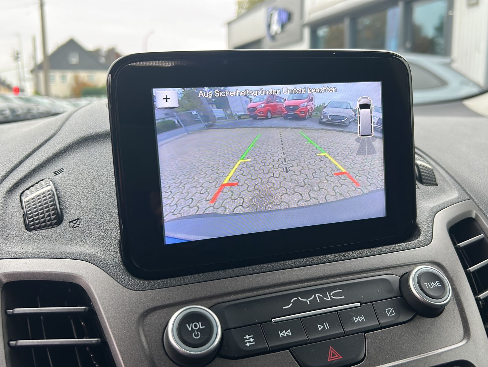 Fahrzeugabbildung Ford Transit Connect 200 L1S&S Trend