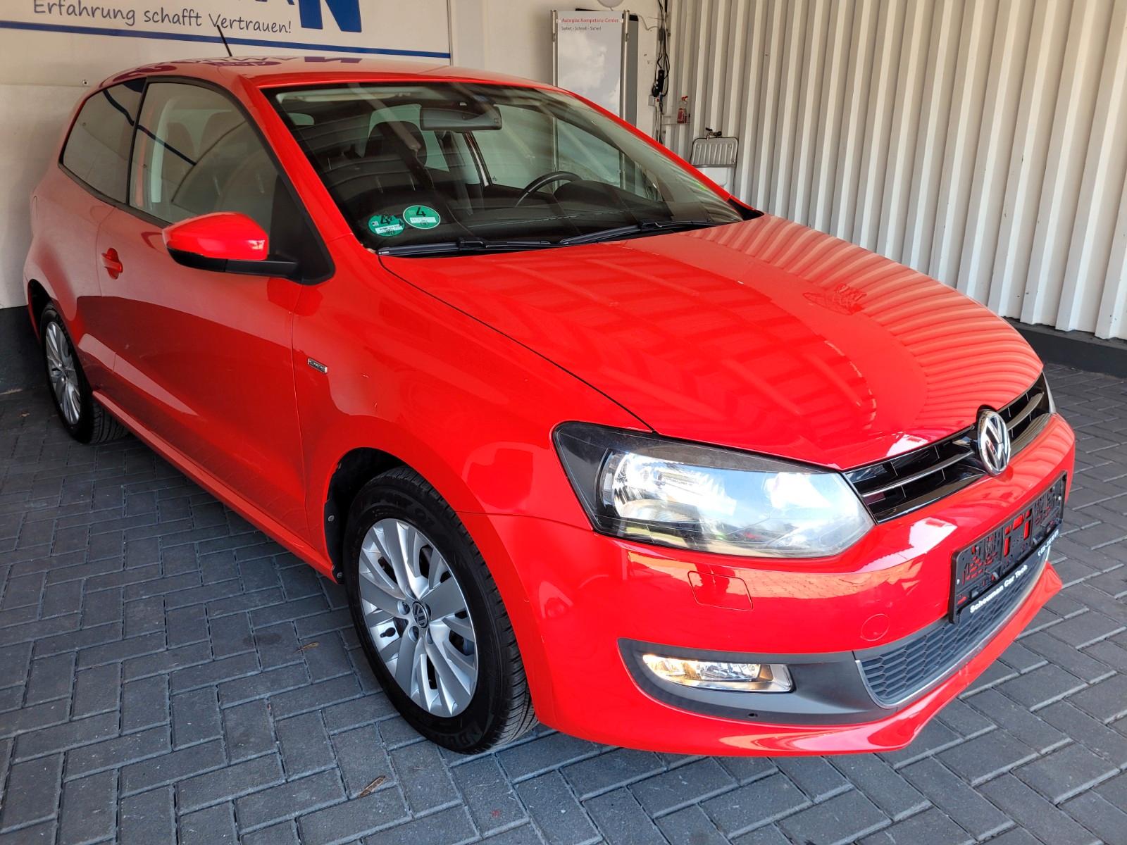 Volkswagen Polo V Life*SEHR GEPFLEGT*SCHECKHEFT*SITZHEIZUNG
