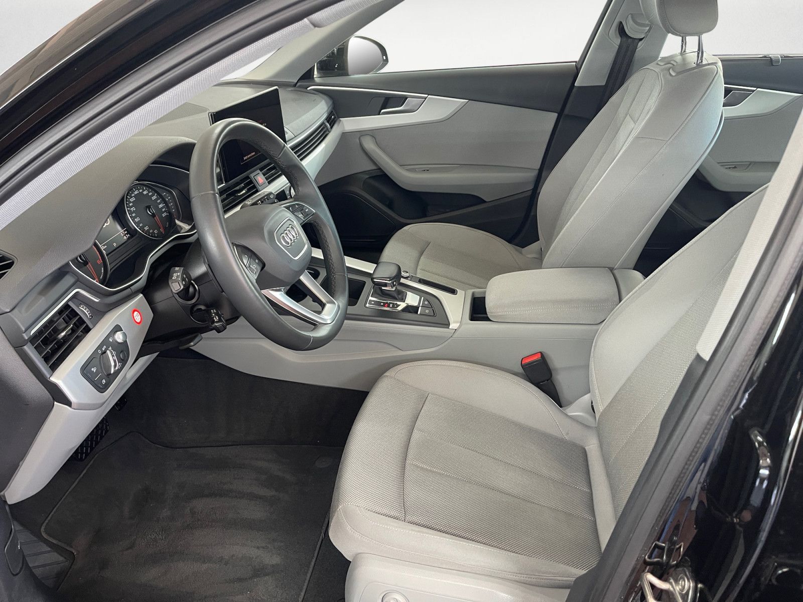 Audi A4 - Bild 8