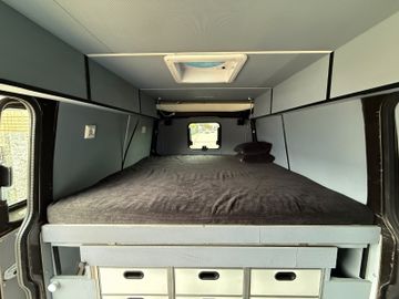 Volkswagen T6 California - 11