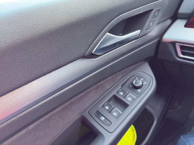 Golf VIII Variant 1.5eTSI DSG Style AHK
