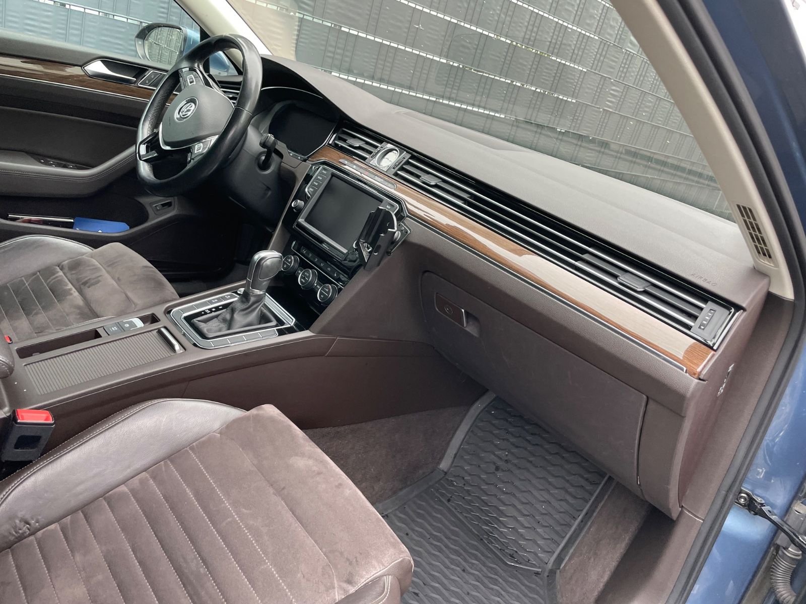 VW Passat Variant 2.0 TDI DSG Highline Variant ...
