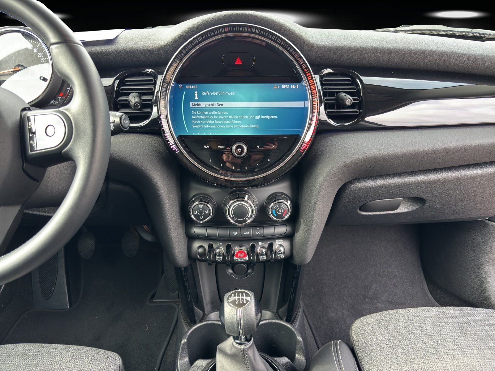 Fahrzeugabbildung MINI Cooper Classic Trim
