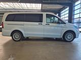 Mercedes-Benz VITO TOURER eVITO PRO LANG KLIMA NAV CAM 8SITZE - mit Elektro-Antrieb: Van
