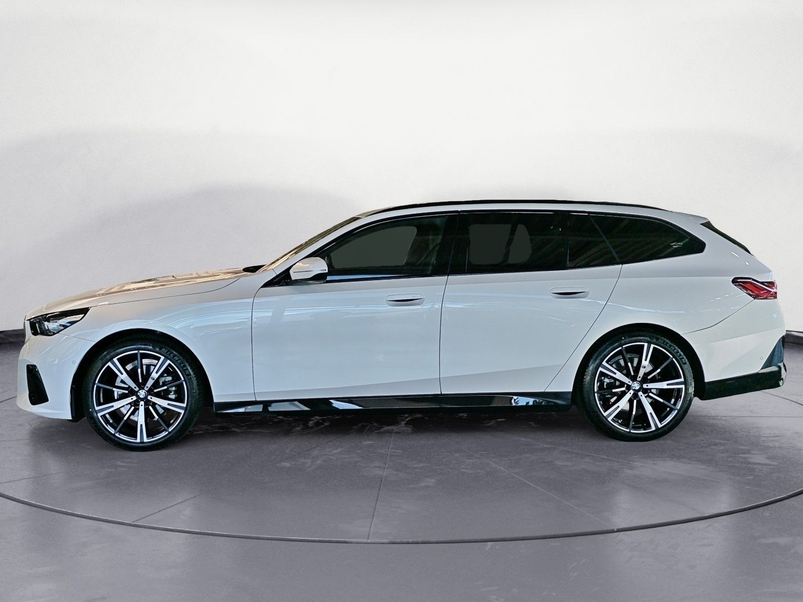 BMW 520i Touring M Sport Standheizung AHK Sitzbelüft foto 2