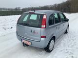 Opel Meriva CATCH ME, 116.000 km, Tüv neu - silberne Opel Meriva