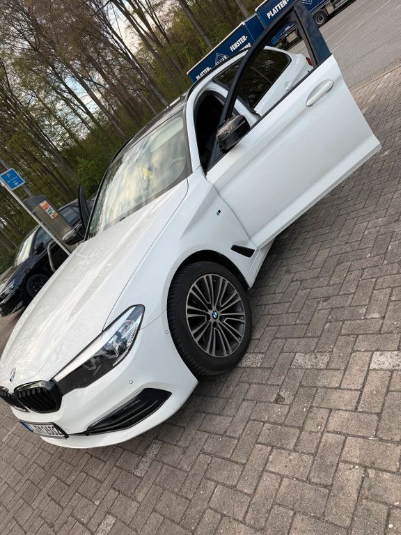 Image of BMW 520