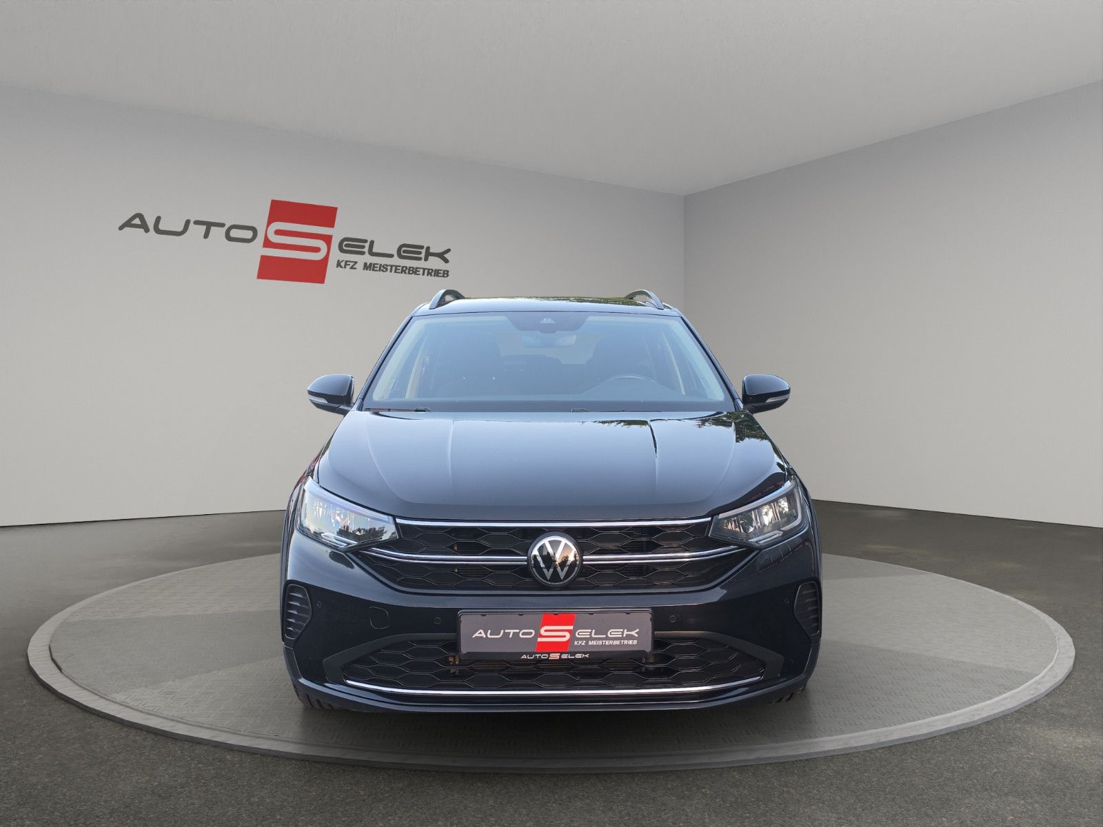 Fahrzeugabbildung Volkswagen Taigo Move AUS 1.HAND APP TEMPOMAT SHZ PDC
