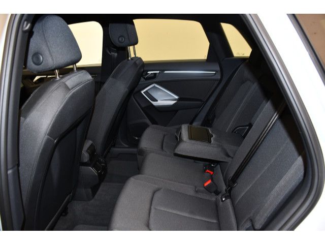 Audi Q3 40 TFSI quattro S-tronic advanced ACC/Einpark foto 8