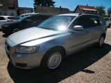 Volvo V50 Kombi 1.8 - Volvo V50 mit Benzin-Antrieb