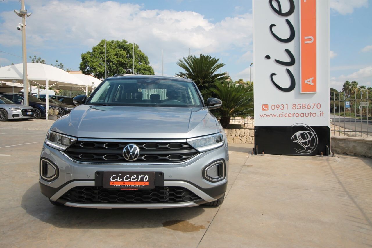 Other Volkswagen T-Roc 2.0 TDI 150 DSG Life|21920km|20 imagem 2