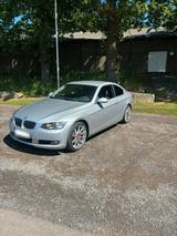 BMW E92 325i - BMW 325: 325i 92
