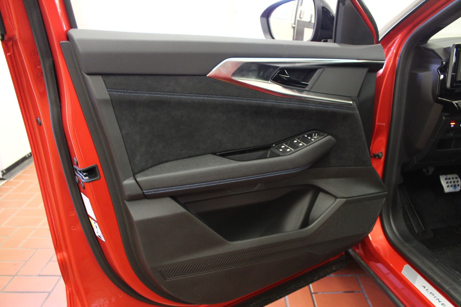 Fahrzeugabbildung Renault Austral Mild Hybrid 160 Techno Esprit Alpin