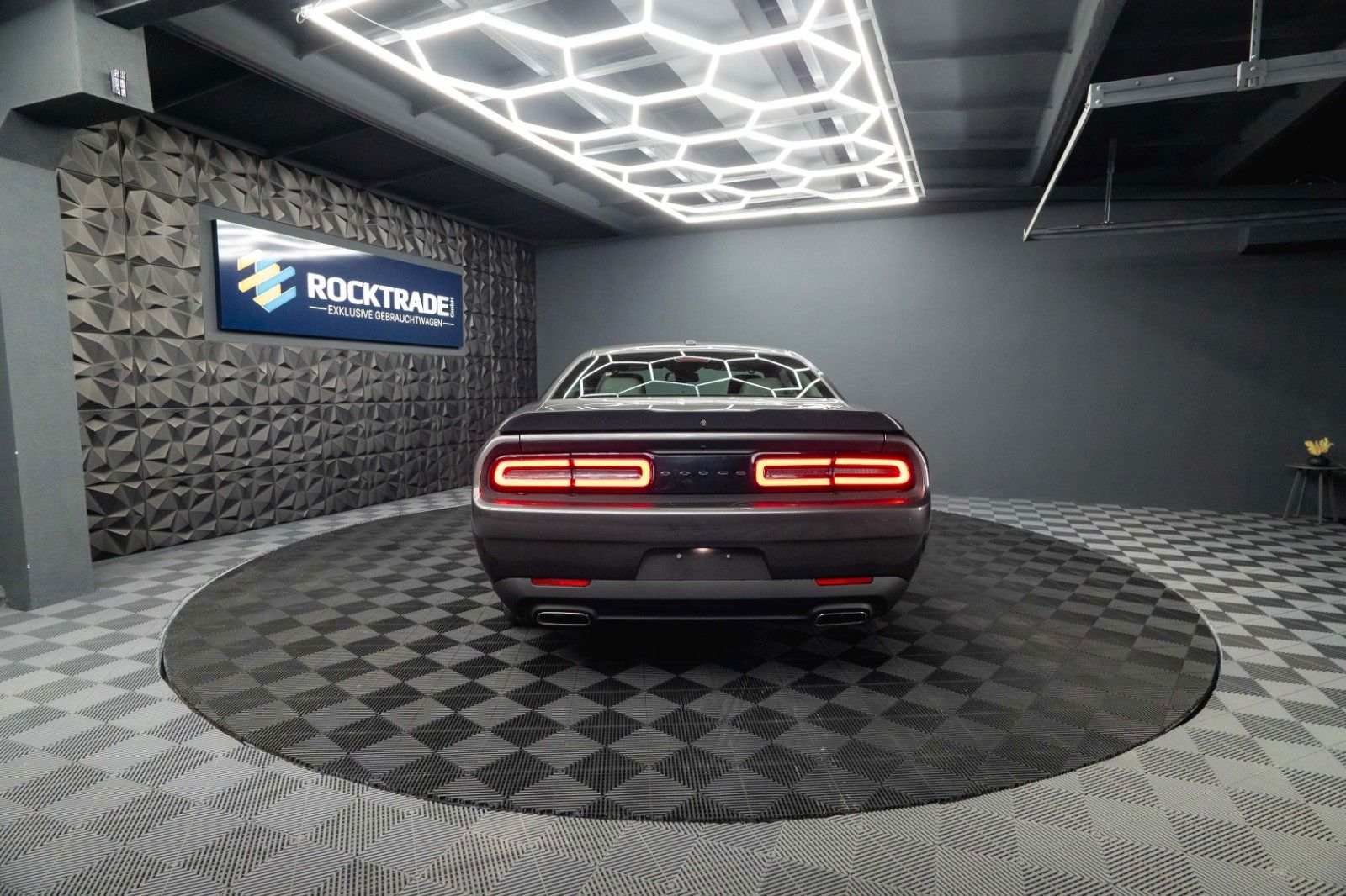Fahrzeugabbildung Dodge Challenger 3.6 V6 GT SRT Styling LAST CALL 19%