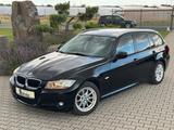 BMW 318i TOURING SHZ XENON TEMPOMAT - BMW 318 aus 2012: 318i