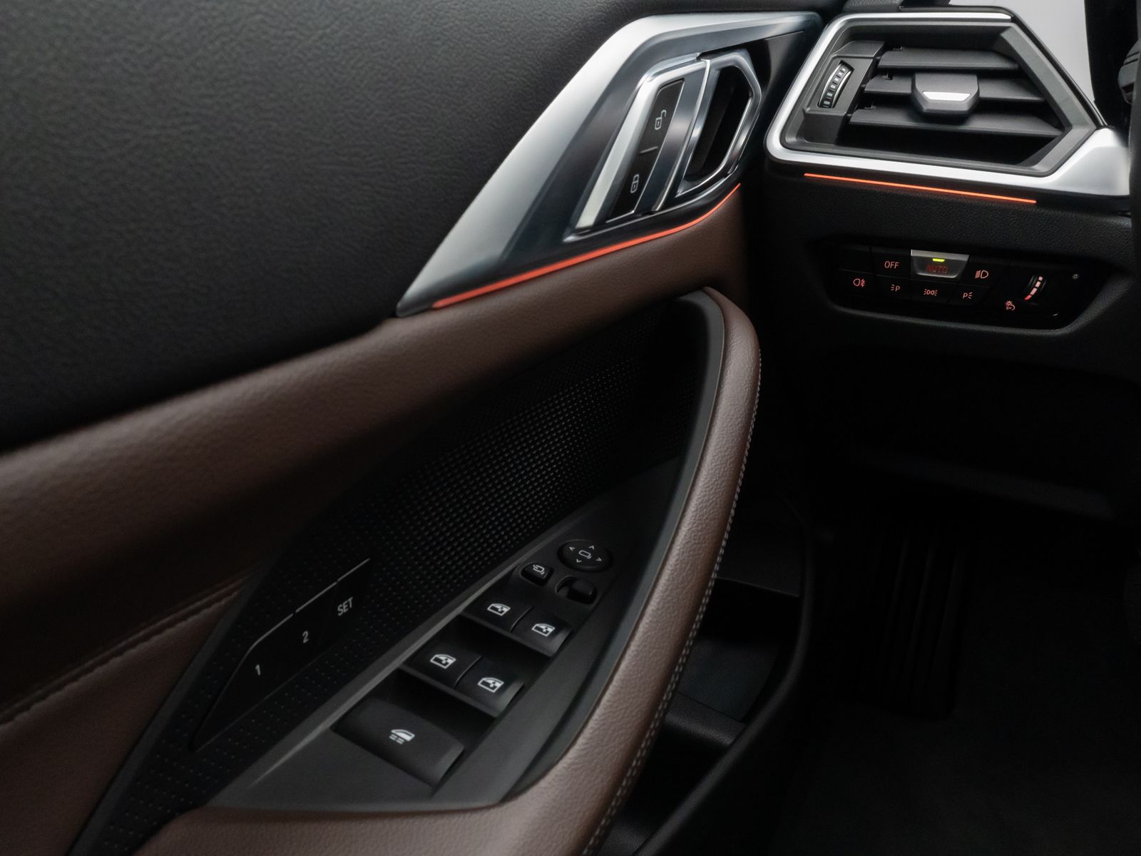 Fahrzeugabbildung BMW 430i Cabrio Kamera DAB HiFi Lenkrhzg Alarm Sport
