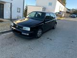 Volkswagen Golf 1.8 Standard