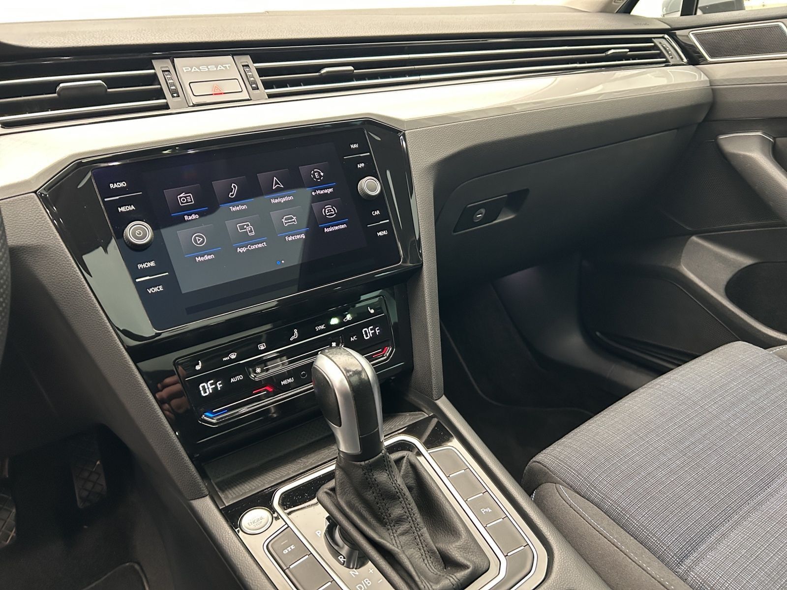 Volkswagen Passat Variant - Bild 7