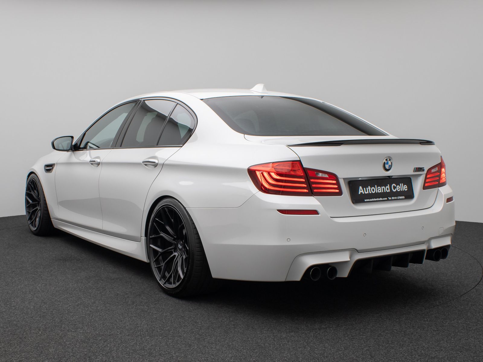 Fahrzeugabbildung BMW M5 Competition Edition 1/200 360°HUD B&O SoftCl