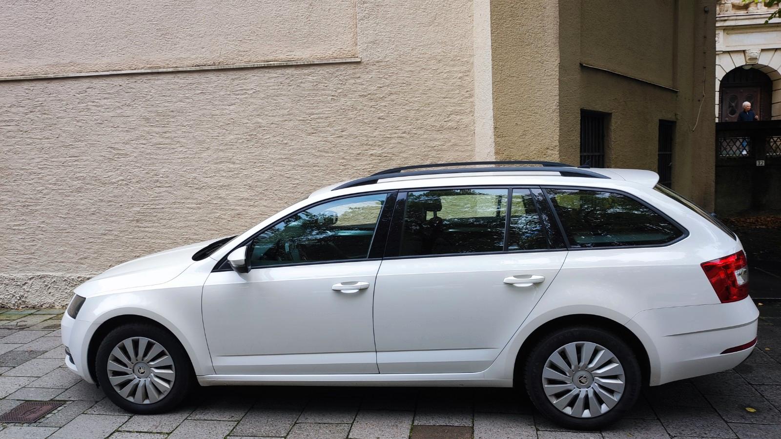 Skoda Octavia Combi Ambition BESTZUSTAND