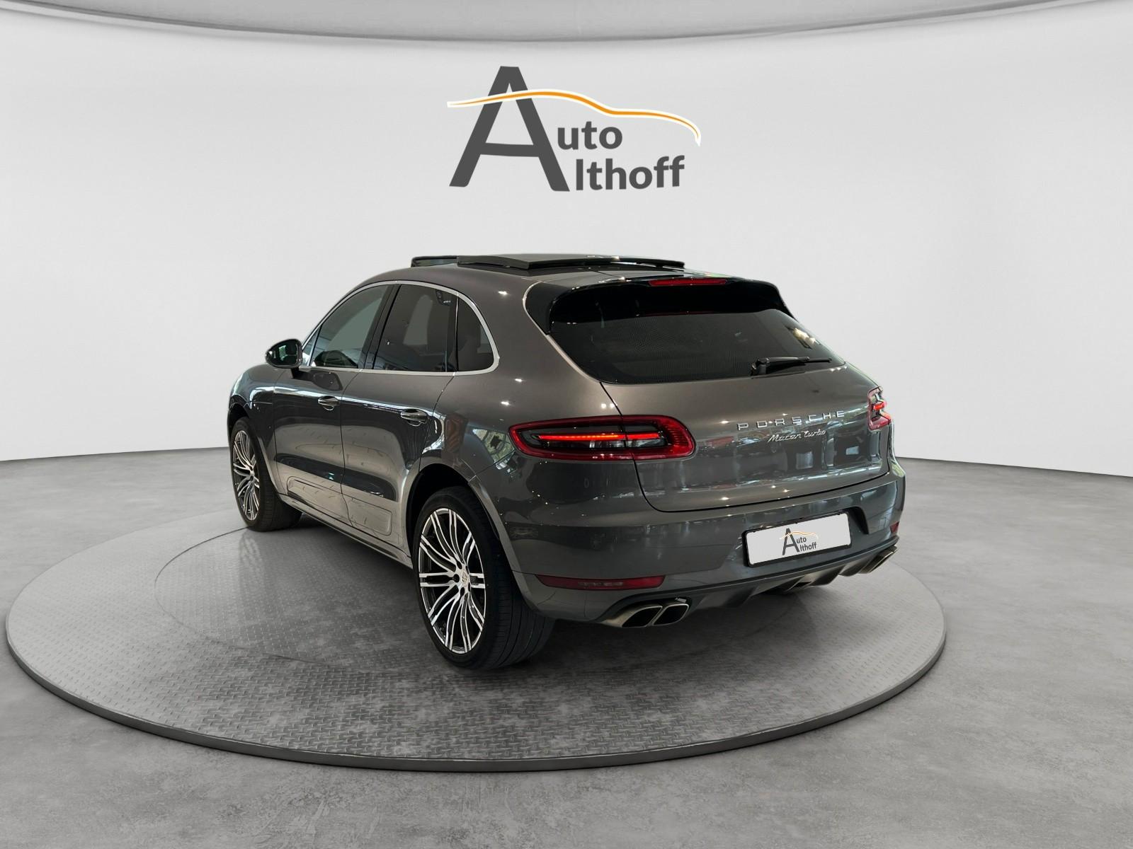 PORSCHE MACAN TURBO - 400 ch