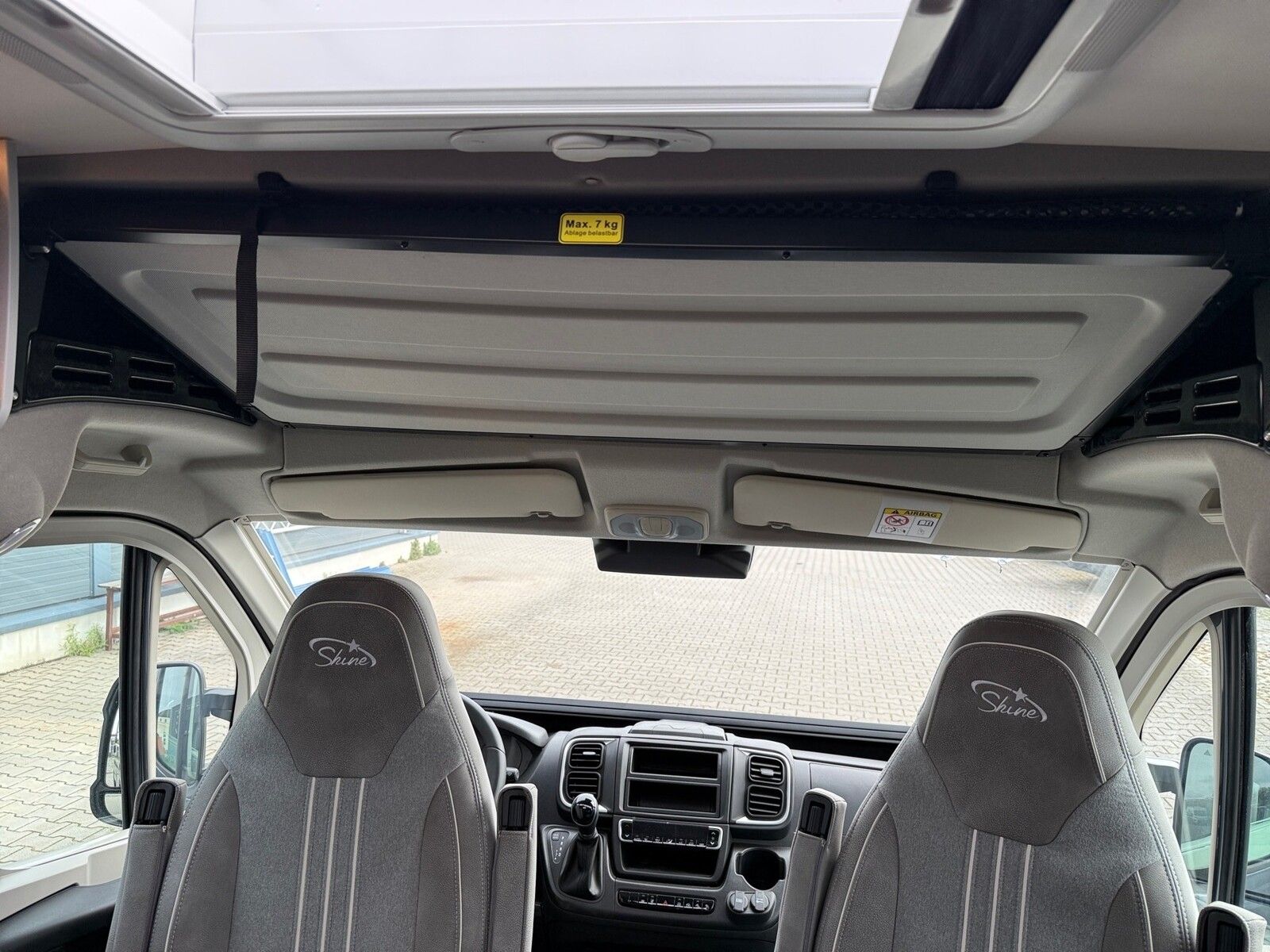 Fahrzeugabbildung Pössl Summit Shine 540 Fiat 140 PS 9754 EUR geschenkt