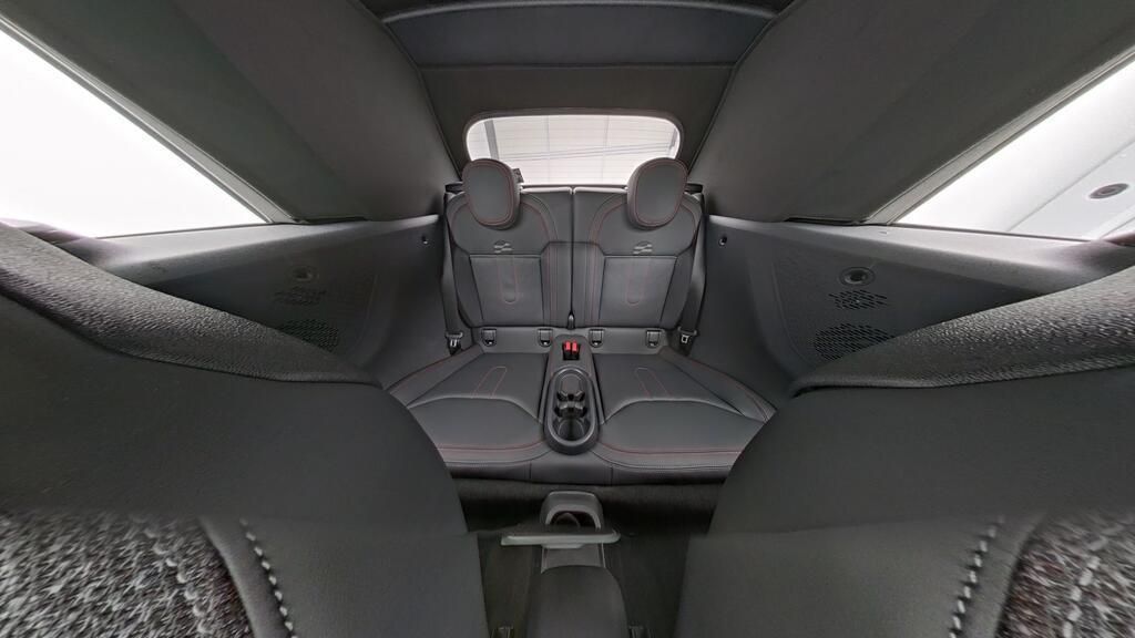 MINI John Cooper Works Cabrio - Bild 14