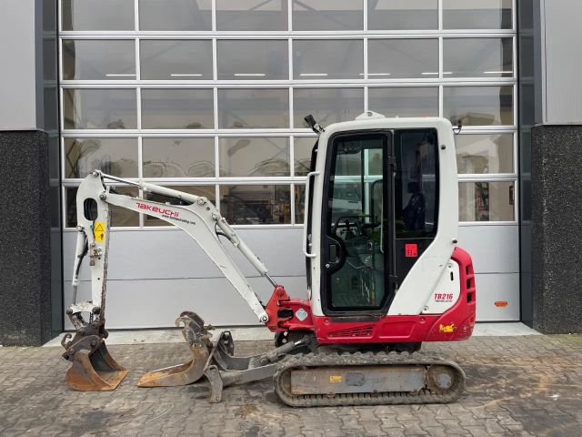 Takeuchi TB216