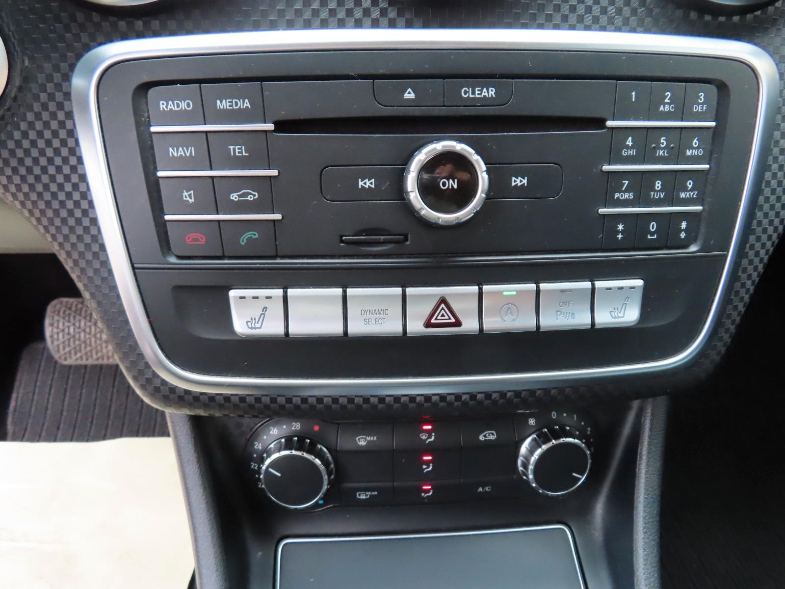 Mercedes-Benz A 250 4MATIC Urban 7G-DCT*Sitzheiz.*Navi*
