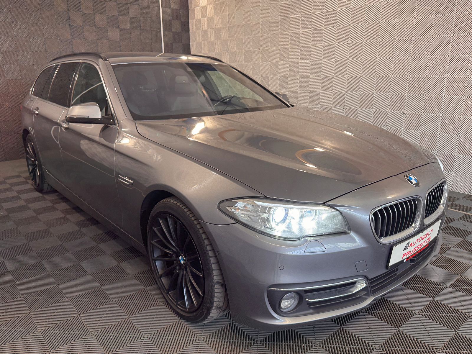 Gebrauchtwagen BMW 525 525d Touring xDr.*HK*360°KAM-HEAD UP-EXCL.LEDER in Horb am Neckar