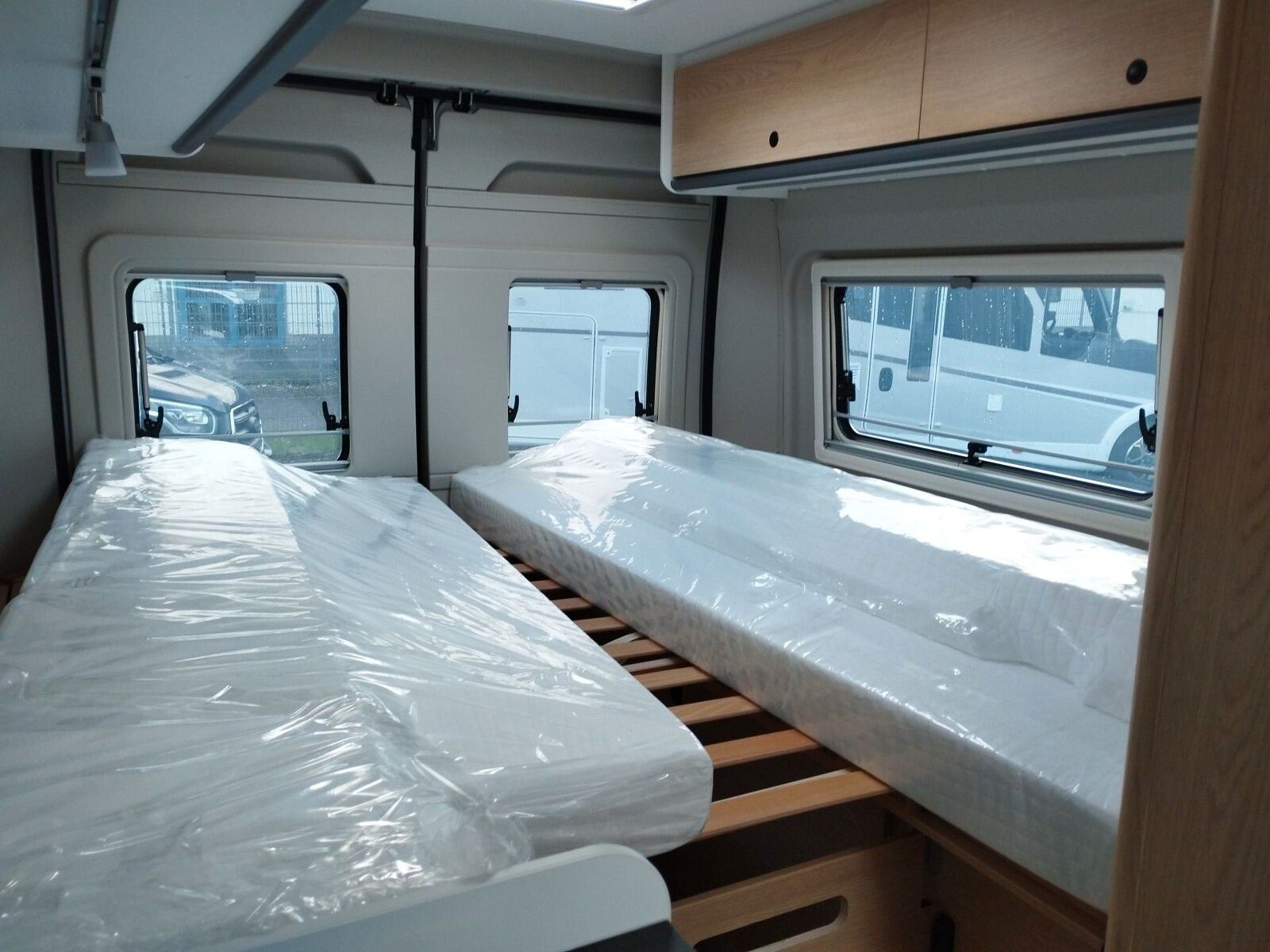 Fahrzeugabbildung Sunlight Adventure Cliff 602 Automatik, Dörr Edition, LTE