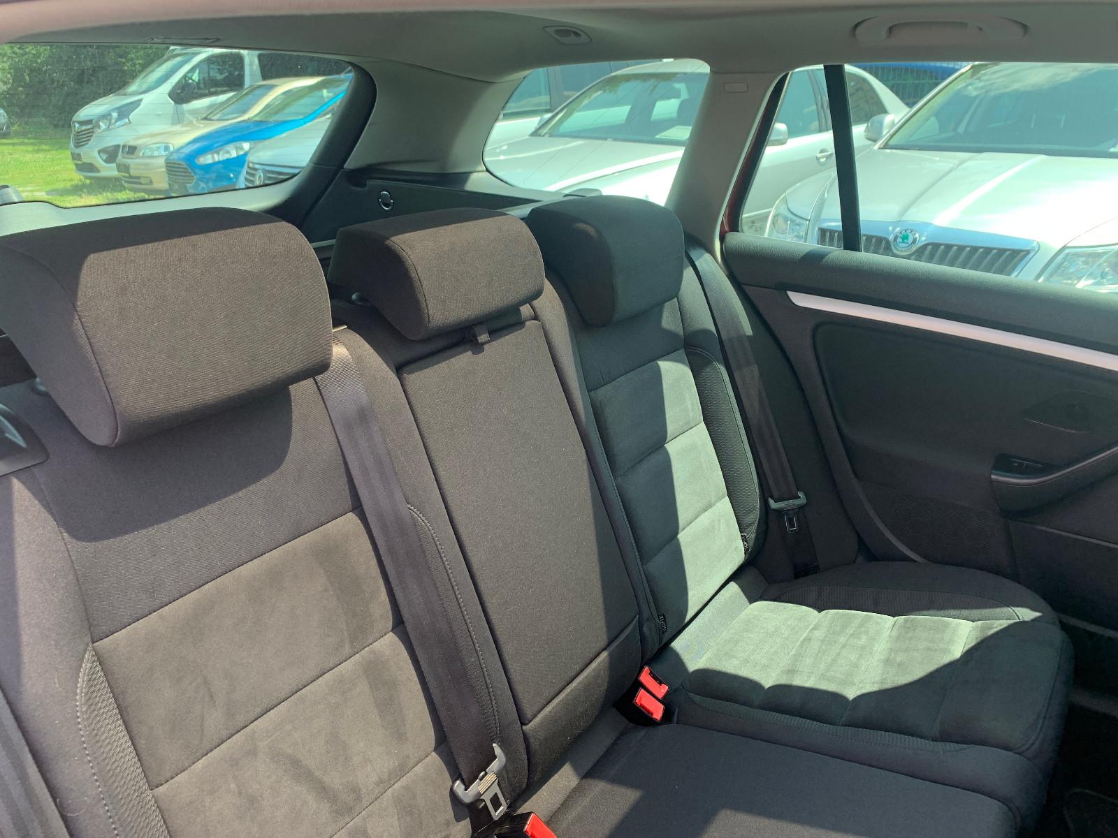 Volkswagen Golf 2010 — photo 13