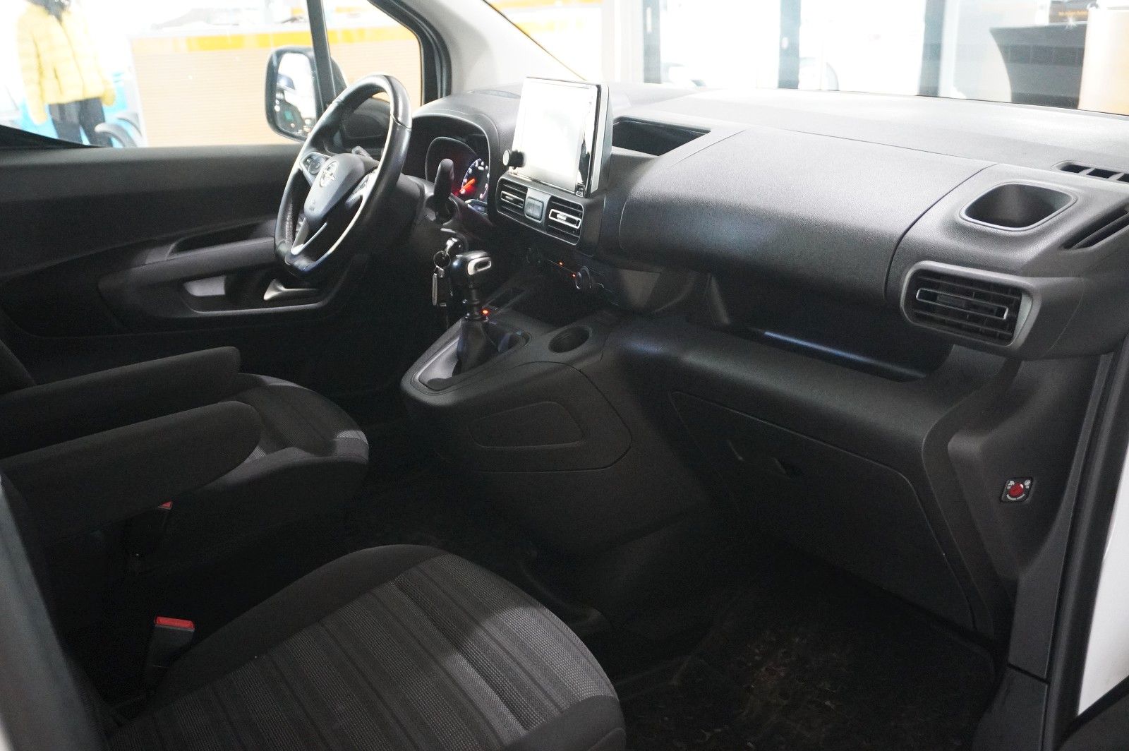 Fahrzeugabbildung Opel Combo Life 1.5D ELEGANCE NAVI/LED/KAMERA/SH/AHK