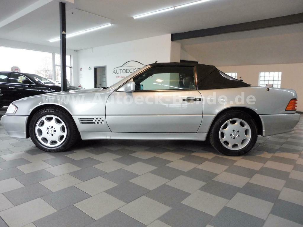 Mercedes-Benz SL 320