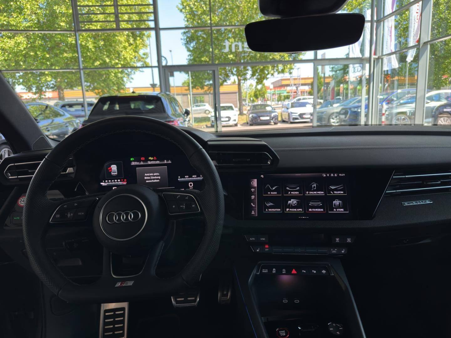 Fahrzeugabbildung Audi S3 Limousine