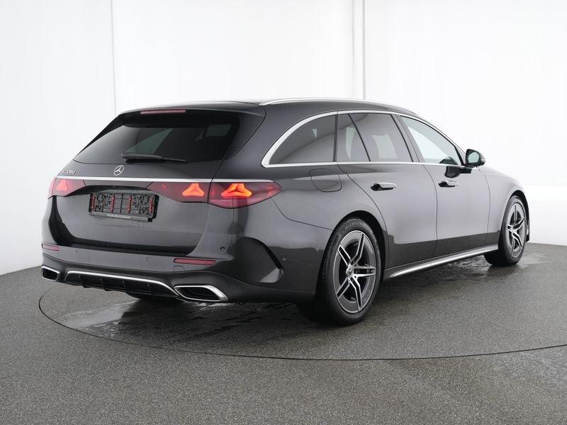 Mercedes-Benz E 220 T d AMG Line Advanced Plus AHK Pano-Dach