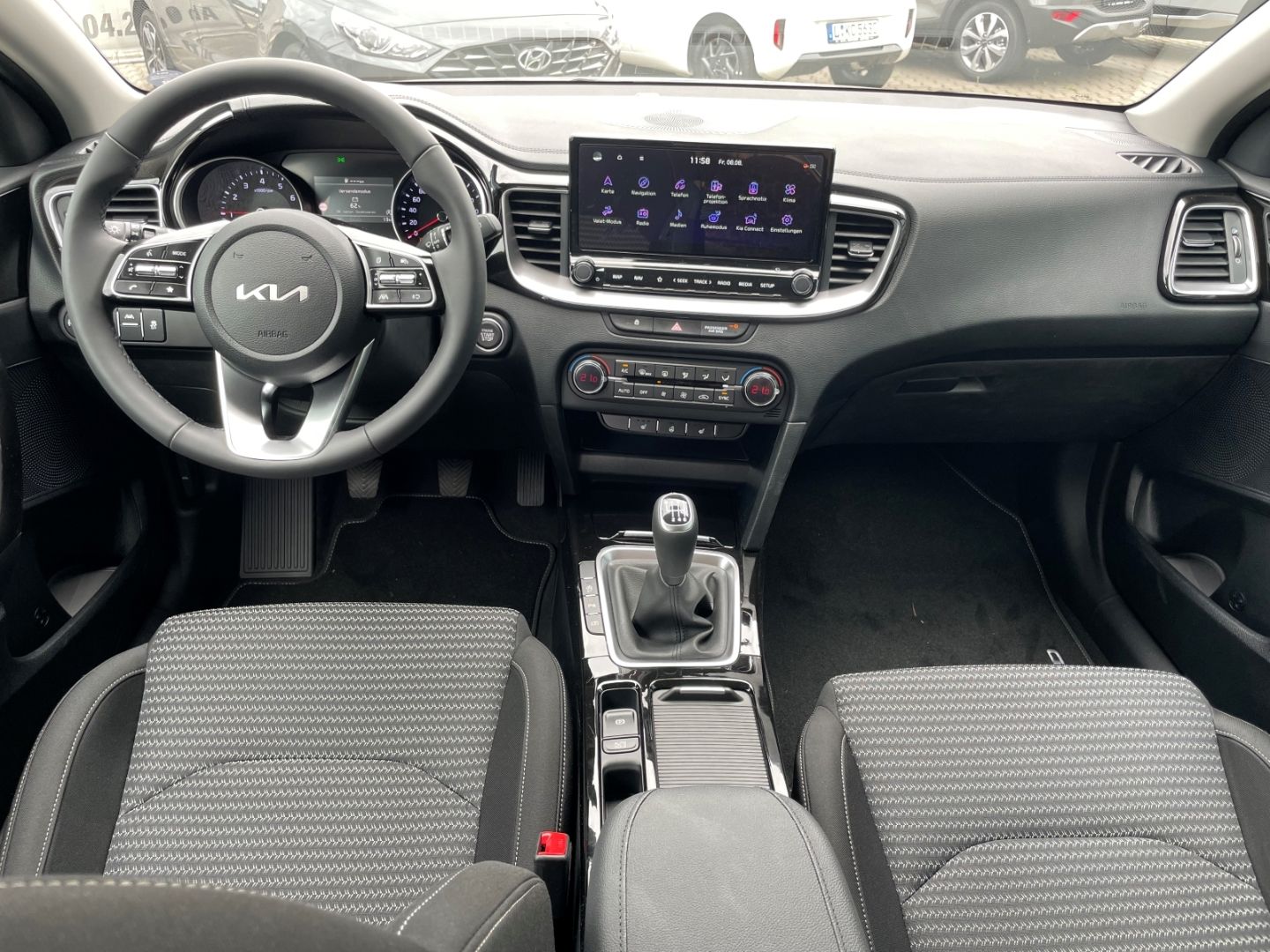 Fahrzeugabbildung Kia Ceed Ultimate LED totWinkAss Kamera Spurhalteass